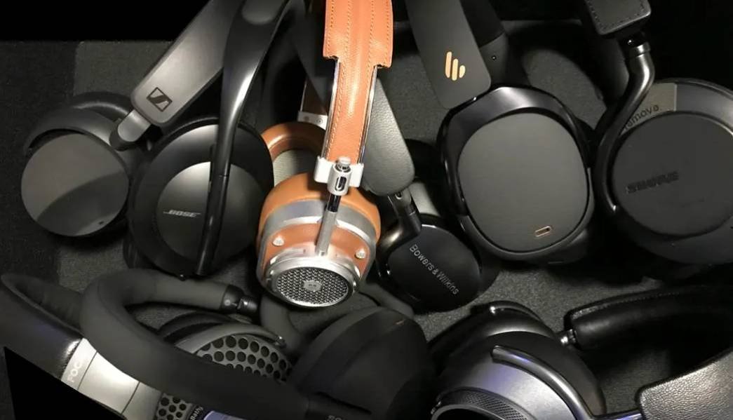 First Headset 8 Things You Probably Didn’t Know About Headphones