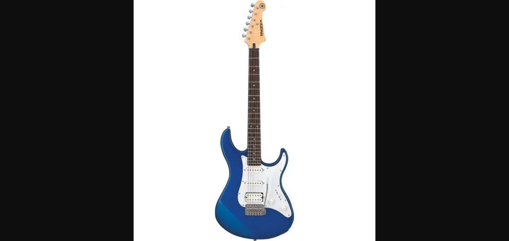 Yamaha Pacifica PAC012