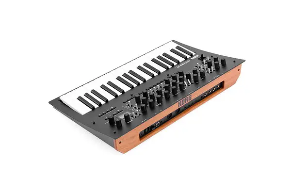 Korg Minilogue XD