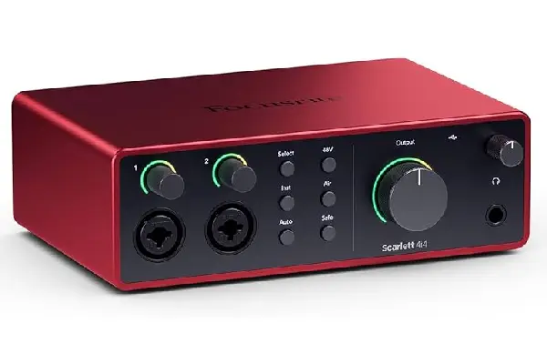 Focusrite Scarlett 4i4 (4th Gen)