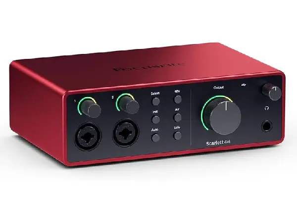 Focusrite Scarlett 4i4 (4th Generation)