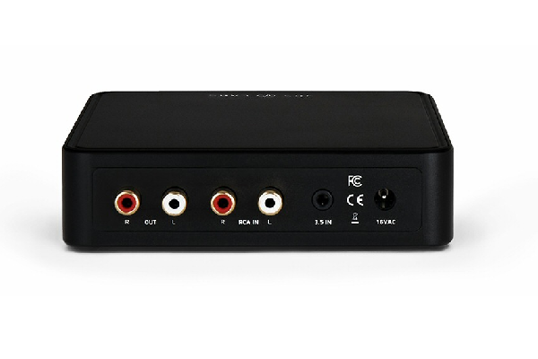 JDS Labs Atom Amp+_ Audiophile Performance with User-Friendly Design
