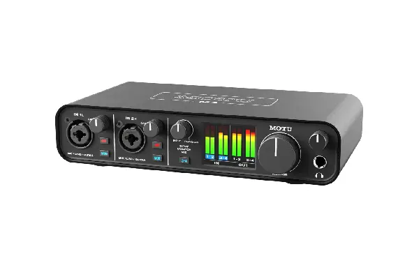 MOTU M4