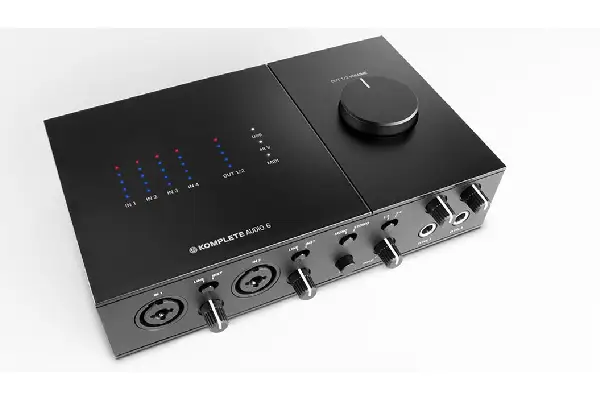 Native Instruments Komplete Audio 6 MKII