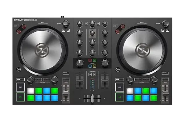 Native Instruments Traktor Kontrol S2 Mk3