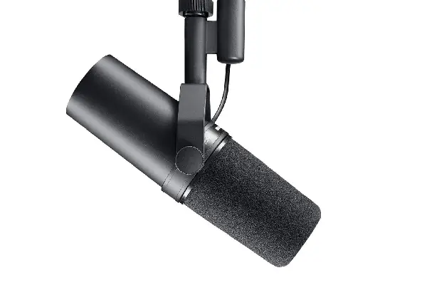 Shure SM7B Dynamic Microphone
